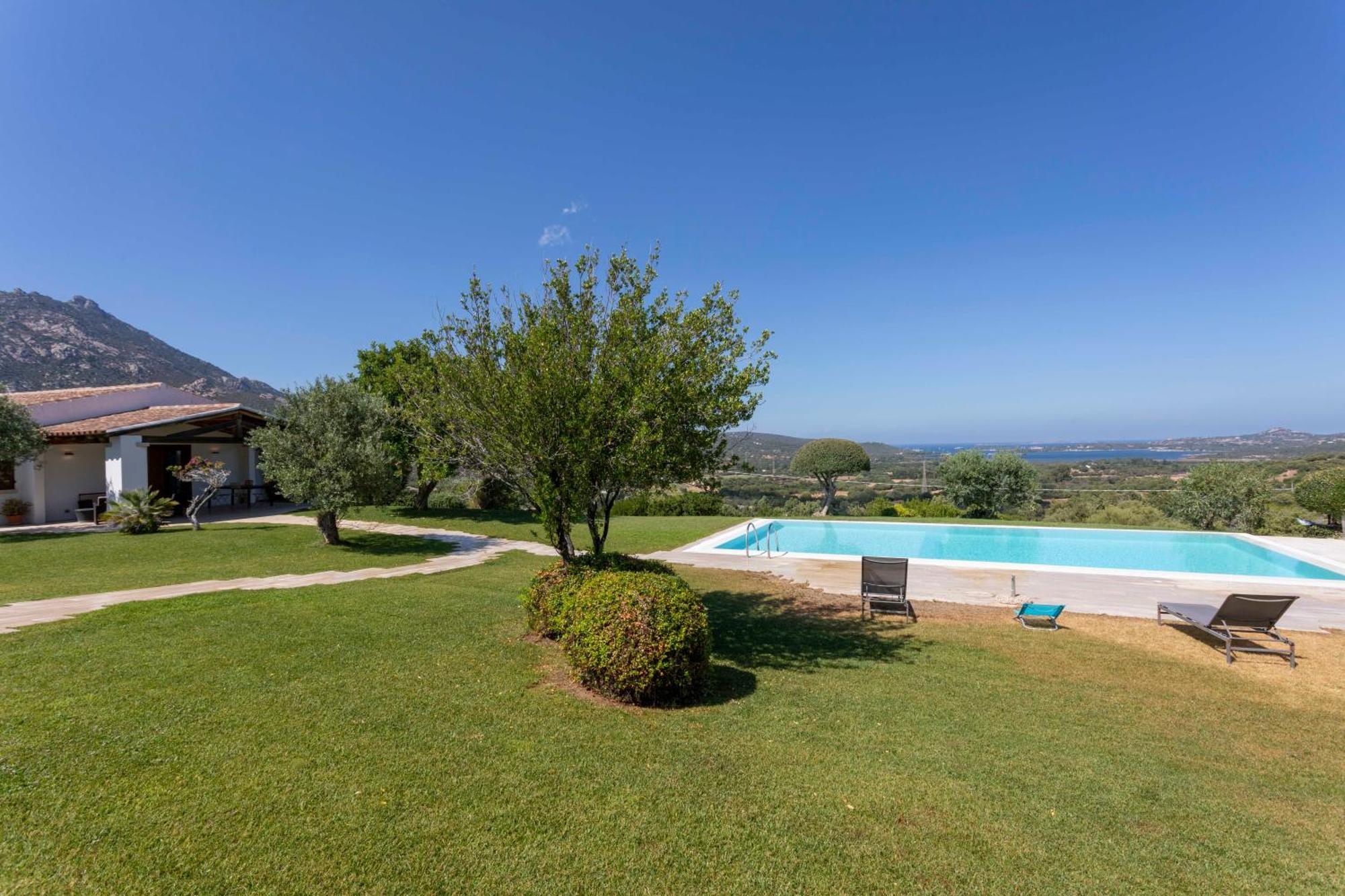 Villa Alba Esclusiva Villa Con Piscina A Sfioro E Vista Mozzafiato Sul Mare Cugnana Exterior foto